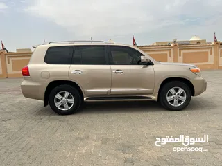  1 Toyota land cruiser 2013 v6 gcc