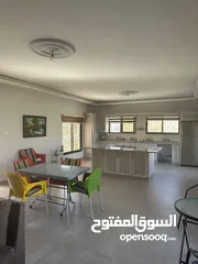  12 شاليه مع مزرعه مميز للبيع منطقة القنيه