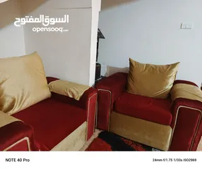  8 كنب للبيع مع سجاده