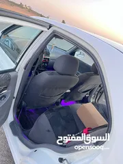  6 فيرنا موديل 2000 لون ابيض بسعر مناسب