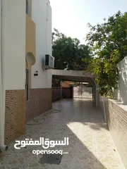  5 3 Bedrooms Villa for Sale in Al Hail REF:990R