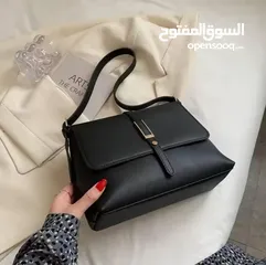  9 شنتة ستاتي اصلي مع العلبة  جلد طبيعي جودة عالية جدا  سحاب ويد طويلة  مقاس 21×27