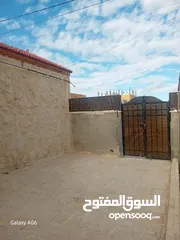  16 منزل مستقل للايجار فارغ  في مأدبا ، الفيحاء، إسكان التطوير ، منزل رقم 91.شبه فيلا.مخزن منفصل .