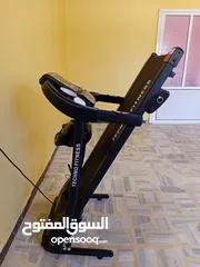  4 جهاز مشي كهربائي منزلي من نوع TECHNO FITNESS بحالة شبه جديدة-متعدد الوضائف مع شاشة رقمية وجهاز تدليك