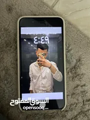 2 ايفون 8+ للبيع او للبدل