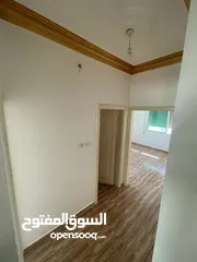  12 شقه مع روف للبيع ماركا الجنوبيه مقابل مسجدالفردوس   مساحه الشقه   111محلات محمد    رفيق