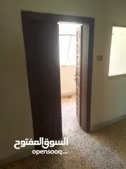  5 شقة طابق اول