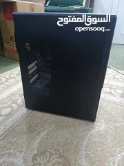  7 قطع كومبيوتر للبيع  بحالة الوكالة. مجموعة قطع كومبيوتر اصلية من Lenovo