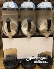  1 ماكينة سلاش ثلاثية للبيع – ماركة ANWAR  ماكينة سلاش بحالة جيدة، تحتوي على 3 خزانات كبيرة