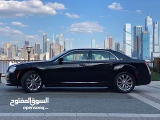  8 Chrysler 300, V6 3.6L Model 2018 USA spec