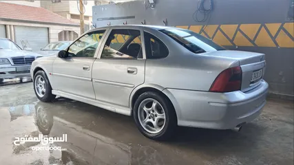 6 اوبل فيكترا موديل 2000