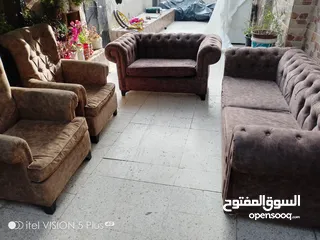  9 طقم كنب 7 مقاعد للبيع المستعجل
