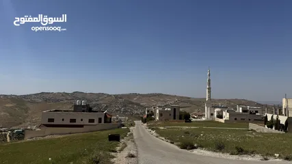  4 أرض مميزة في ام رمانة ملاصقة للفلل بالقرب من مسجد عمر بن الخطاب ذات أطلالة مميزة