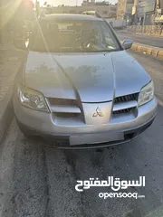  4 ميتسوبيشي اوتلاندر glx 4*4 2006 للبيع