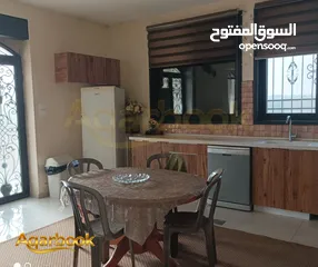  3 بيت مستقل مع مساحة خارجية للبيع   رافات – قرب صيدلية يامن