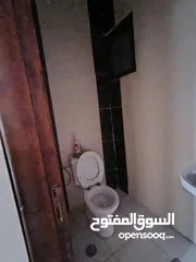  12 شقه للايجار شبه ارضي بالقرب من مدرسة الباب العالي