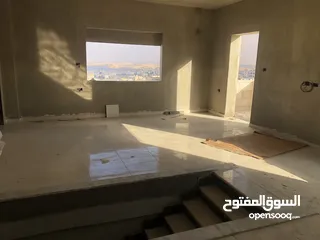  11 شقه مع روف ( دوبلكس ) 250 م اطلاله دائمه غير مكشوفه بسعر مغري جدااا