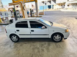  3 اوبل استرا ماطور  1600  كمشفط واحد