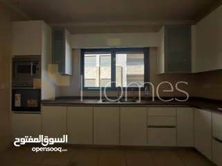  10 شقة طابق ثالث للبيع في جبل عمان بمساحة 190م