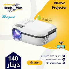  1 projector Regal 852