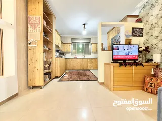  3 قرب مطعم لازورد