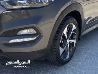  6 Hyundai Tucson 2018