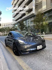  2 Tesla model 3 standard plus 2020