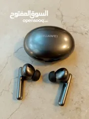  1 سماعات هواوي 4i مستعمل مع كامل الأغراض  Huawei freebuds 4i - used