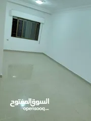  7 شقة فارغة للايجار