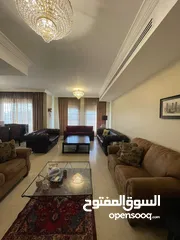  4 شقة مفروشه فاخره للإيجار في دير غبار طابق اول 270 م
