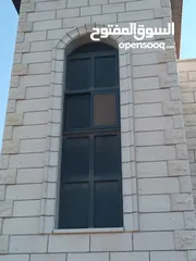 6 حجر طبيعي للبناء