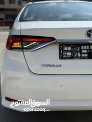  13 تويوتا كارولا ترخيص 2022 محرك 1800 هايبرد جير أوتوماتيك 170 حصان