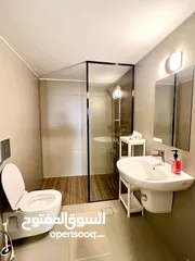  15 عمارة استثمارية جبل عمان مساحة ارض 741 متر دخل ممتاز جداً للبيع مستعجل