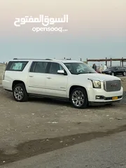  3 GMC Denali XL