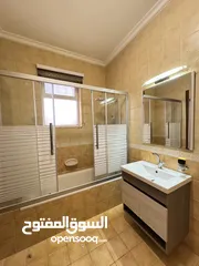  7 Not Furnished Apartment to Rent 250sqm ( Property 40398 )-174640531