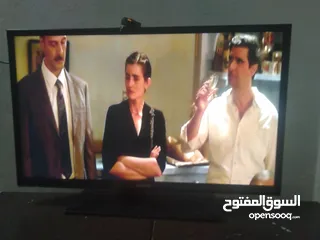  3 شاشه سامسونج 32بوصه للبيع