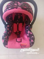  5 متفرقات اثاث و مستلزمات أطفال للبيع بسعر مغري