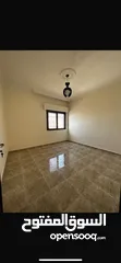  4 شقة للإيجار