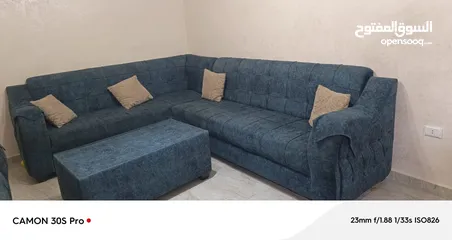  4 طقم كورنر 9مقاعد مستعمل مع طاوله وسط