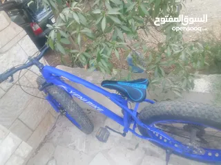  4 بسكليت للبيع