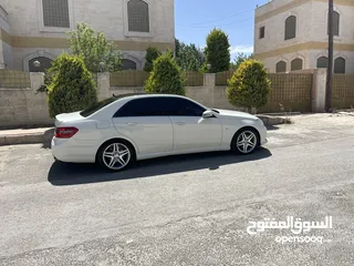  2 مرسيدس E200 كرت ابيض بنوراما فل كامل موصفات خاصه قابل للبدل
