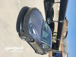  3 تيسلا موديل 3 موديل 2023 لون فيراني داخل ابيض عداد قليل بسعر مناسب