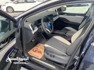  14 ‏Volkswagen ID 6 CROZZ PRO 2024 عداد زيرو  كفالة 6 سنوات بيانو بلاك للبيع بسعر مميز