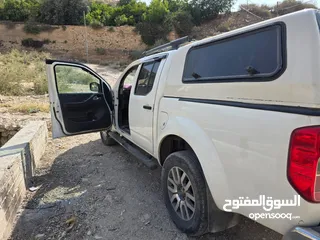  3 بكم نيسان نيفارا فحص كامل فتحه بالسقف 2011 ترخيص 25/9/2025 فل كوشوك جديد فور باي فور  مرخص  ومأمن
