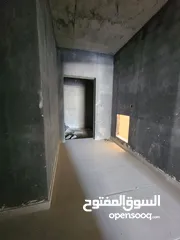  3 مكتب تجاري فاخر وبموقع مميز جدا للبيع في أفضل مواقع السابع   الرقم المرجعي :   4015