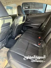  2 لكزس es300 بحاله الوكاله السياره