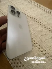  4 15 برو ماكس 256  بحالة ممتازة