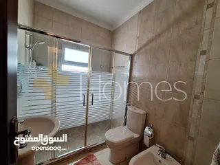  16 شقة اخير مع روف للبيع في الرابية بمساحة اجمالية 254م