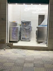  3 مطعم مجهز بالكامل للايجار بموقع مميز