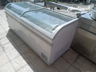  2 فريزر عرض انفيرتر  النوع صيني  ماتور  إنارة داخلية 7 سلاس عرض مع قواطع  بحالة الوكالة شبه جديد تبريد